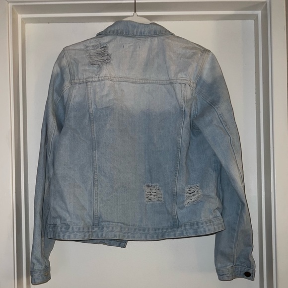 Distressed Jean jacket - Picture 2 of 3